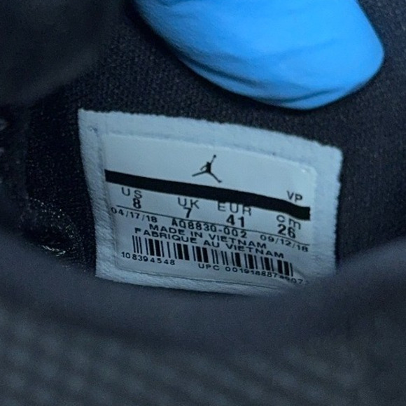 Nike Air Jordan 33 Utility Blackout Black Basketball AQ8830-002 Mens Size 8 Rare main image 5